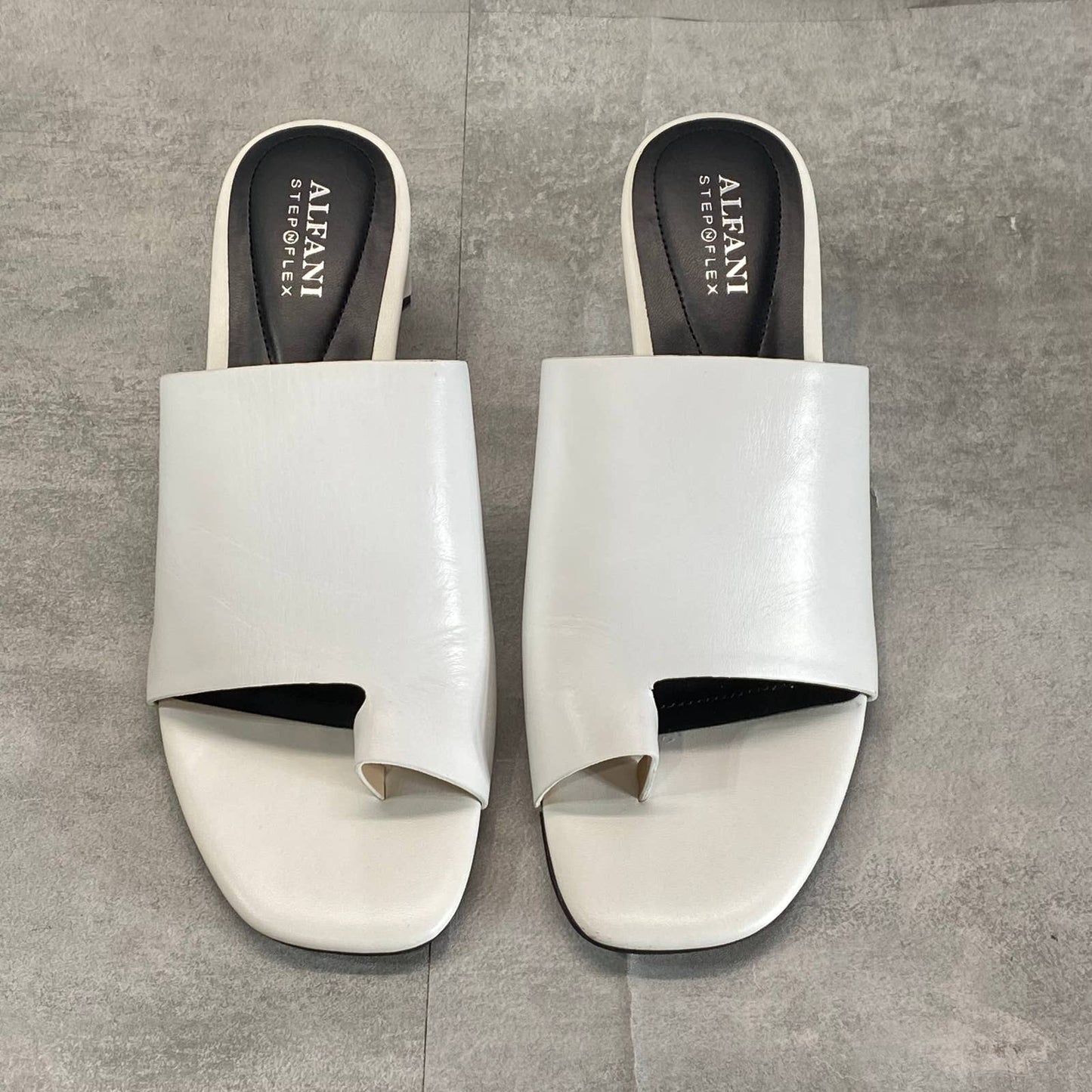 ALFANI STEP 'N FLEX Women's White Leather Colyerr Thong Slip-On Sandal SZ 10