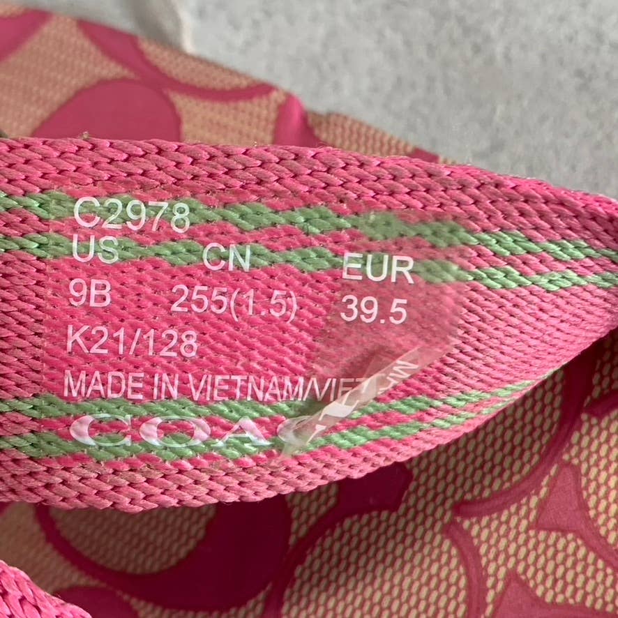 COACH Women's Pink Zoe Slip-On Flat Flip-Flop Sandals SZ 9B