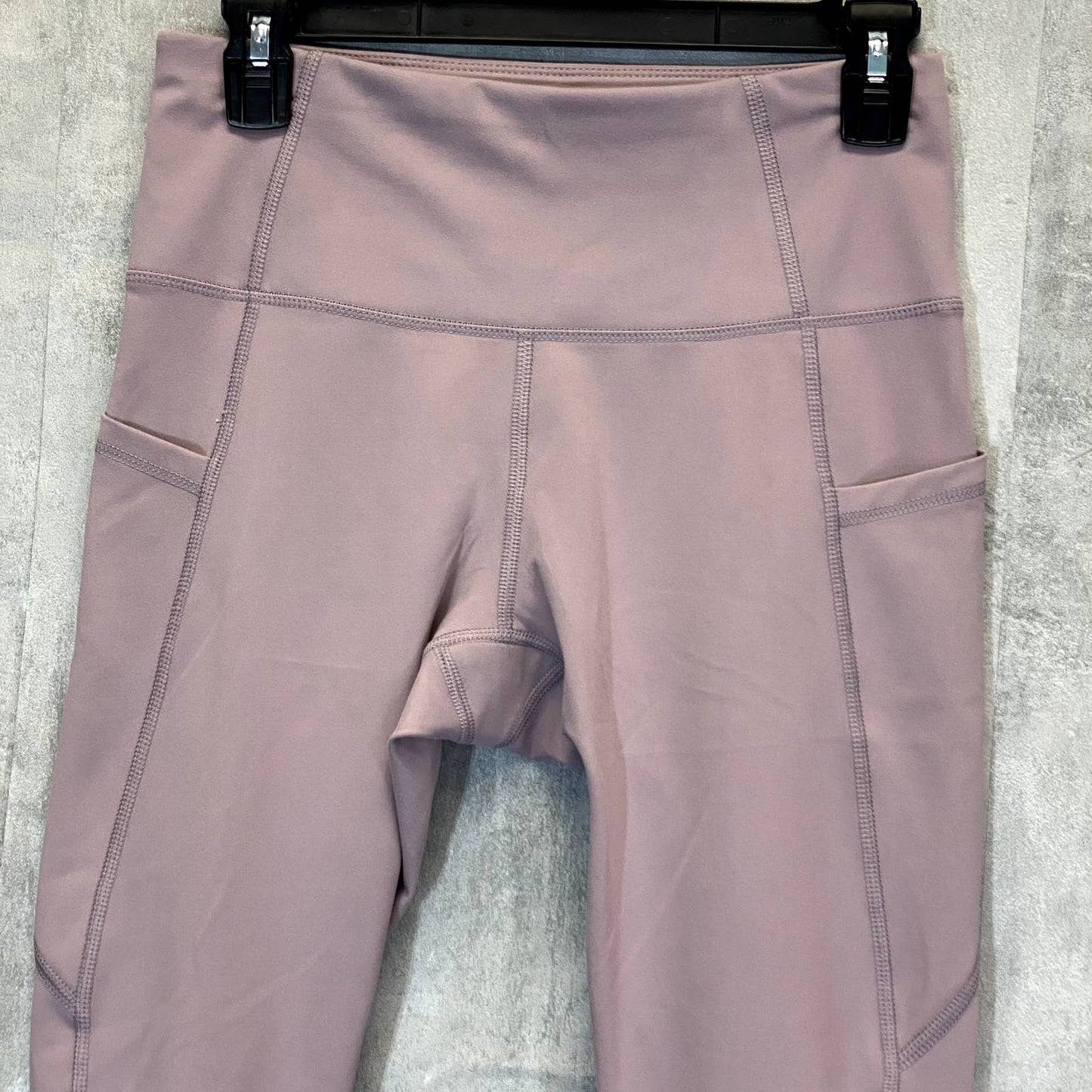APANA Women's Dove High-Rise Pull-On Cross Detail Capri Leggings SZ S