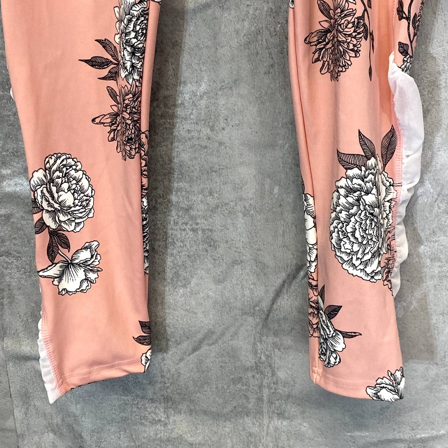 KAY UNGER Women's Pretty Peony Peach Floral Print High-Rise Mesh 7/8 Leggings SZ L