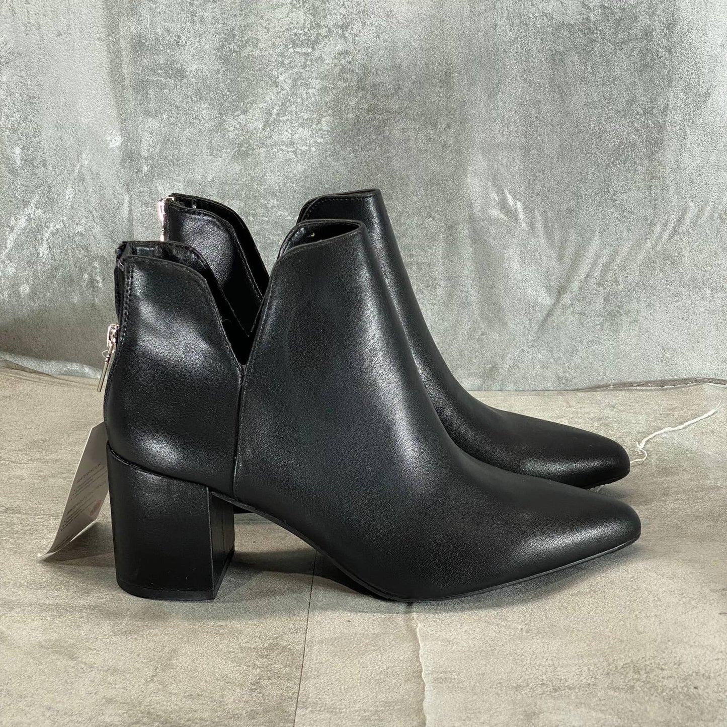 AQUA COLLEGE Women's Black Leather Trey Notched Waterproof Block-Heel Bootie SZ9