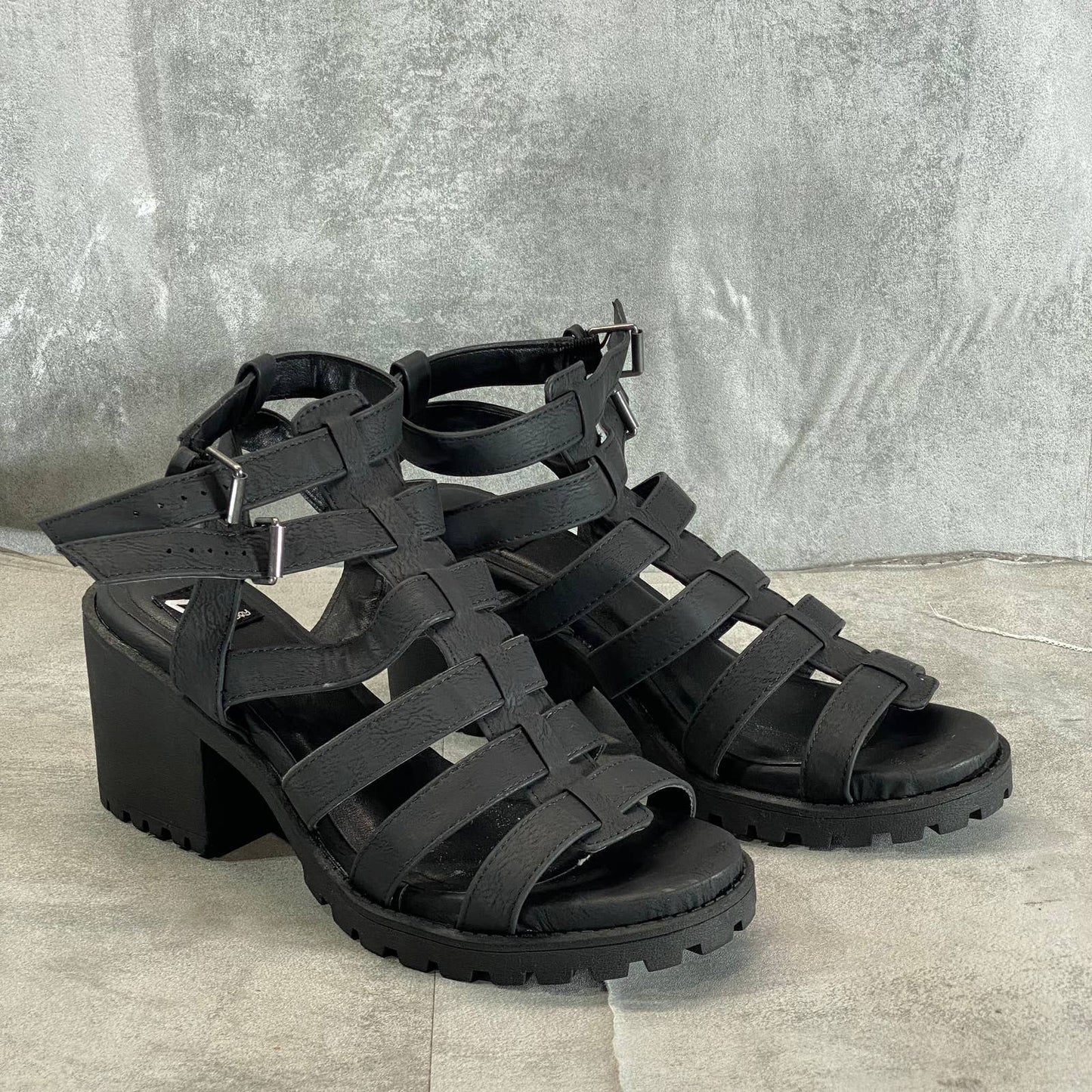 DIRTY LAUNDRY Women's Black Fun Stuff Strappy Block-Heel Sandals SZ 10