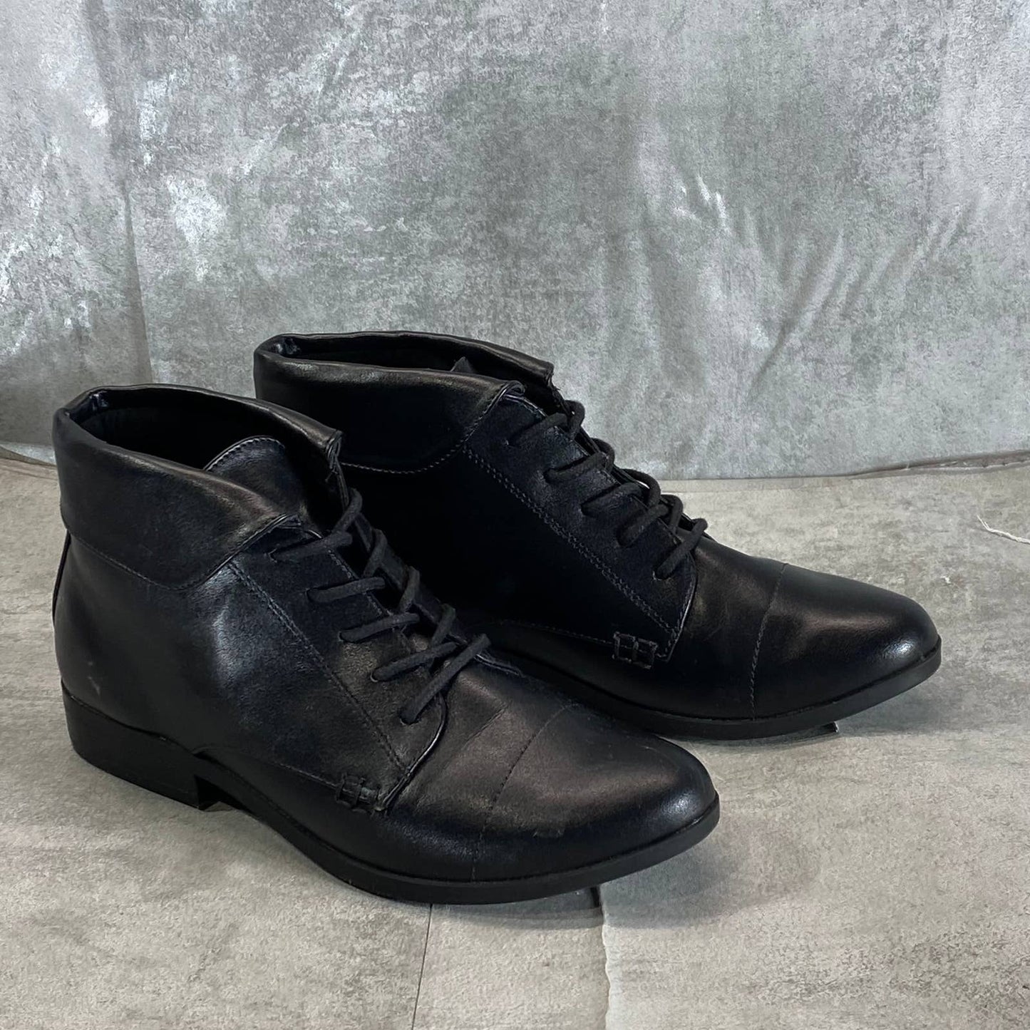 LONDON FOG Women's Black Smooth Clora Memory Foam Slip-On Lace-Up Boots SZ 6.5