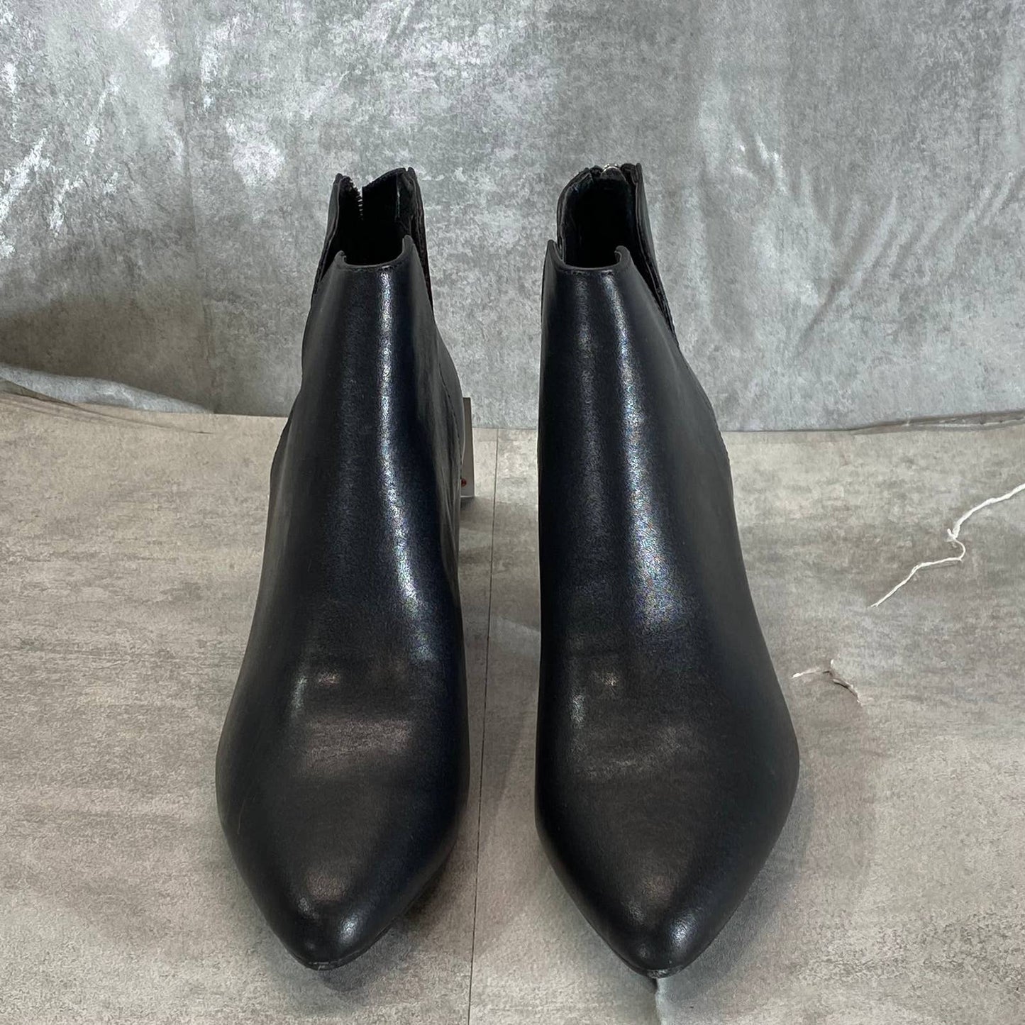 AQUA COLLEGE Women's Black Leather Trey Notched Waterproof Block-Heel Bootie SZ9