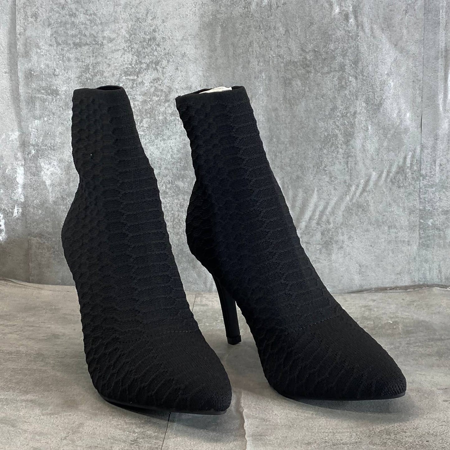 MIA Women's Black Python Mckinley Pointed-Toe Pull-On Stiletto Sock Booties SZ 8