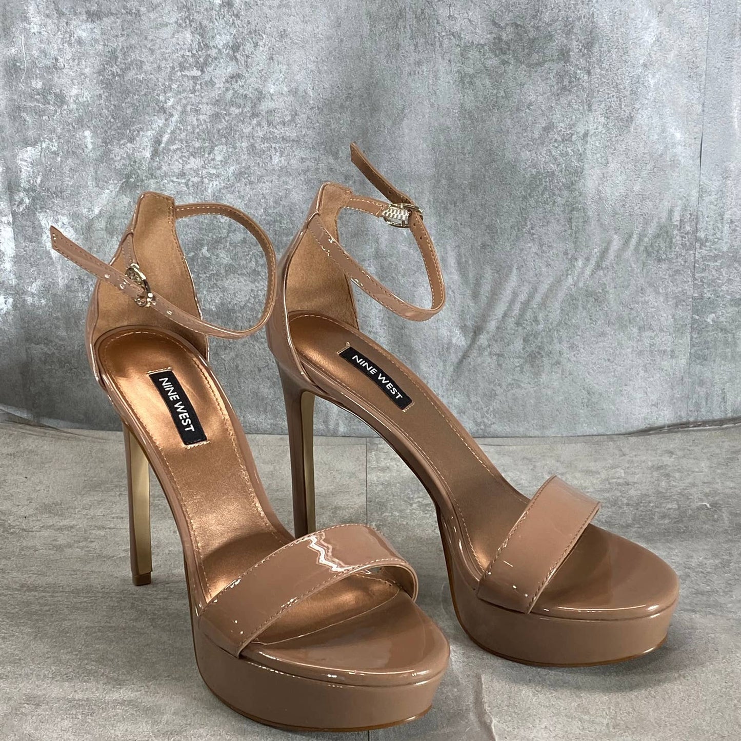 NINE WEST Women's Medium Natural Patent Goou3 Platform Dress Stiletto Sandal SZ8