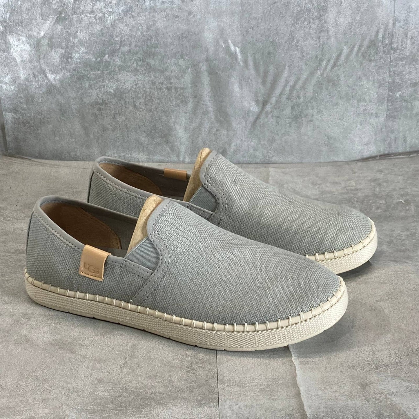 UGG Women's Cobble Luciah Twin-Gore Round-Toe Slip-On Sneakers SZ 8