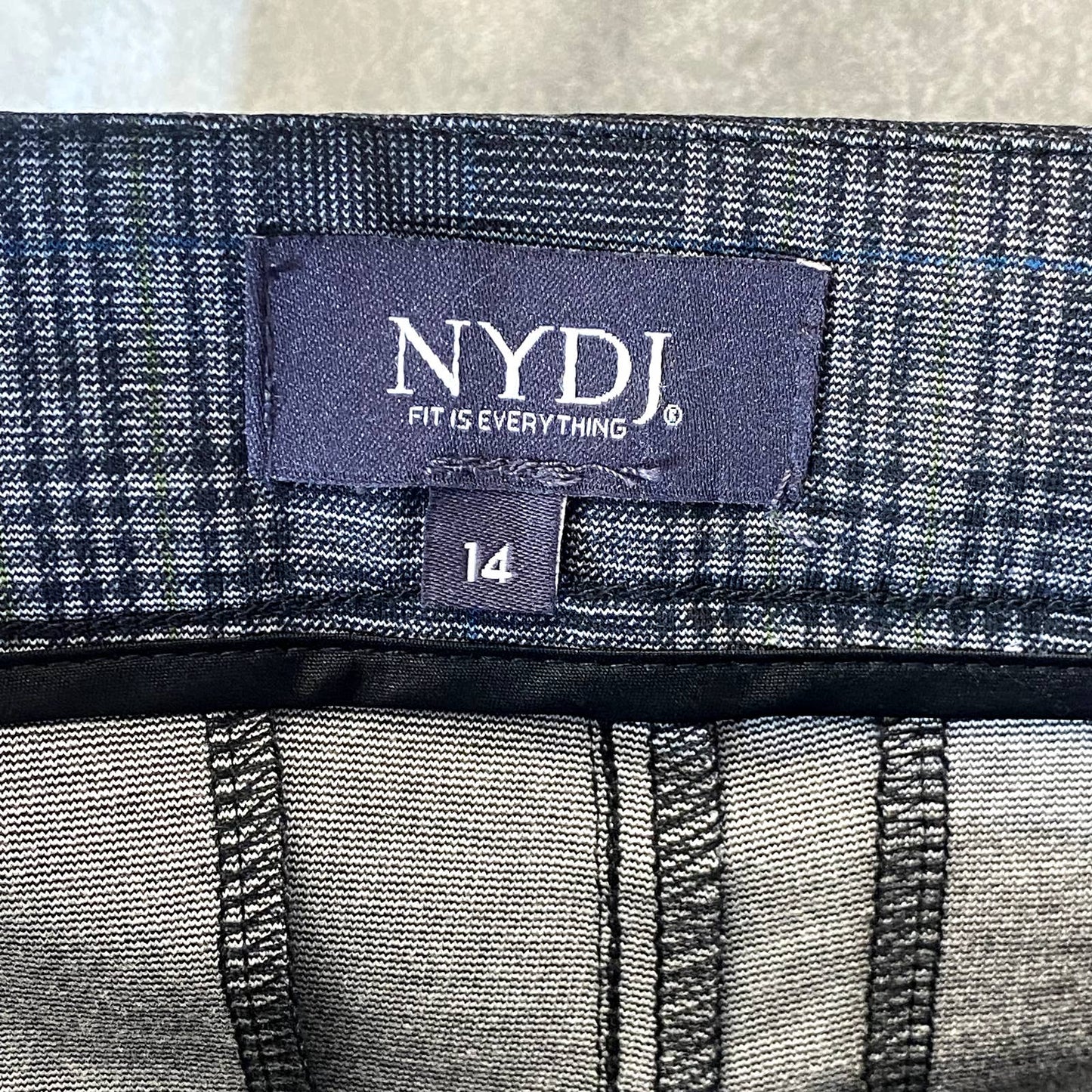 NYDJ Women's Gray Lancaster Plaid Stretch Slim Ponte Trousers SZ 14