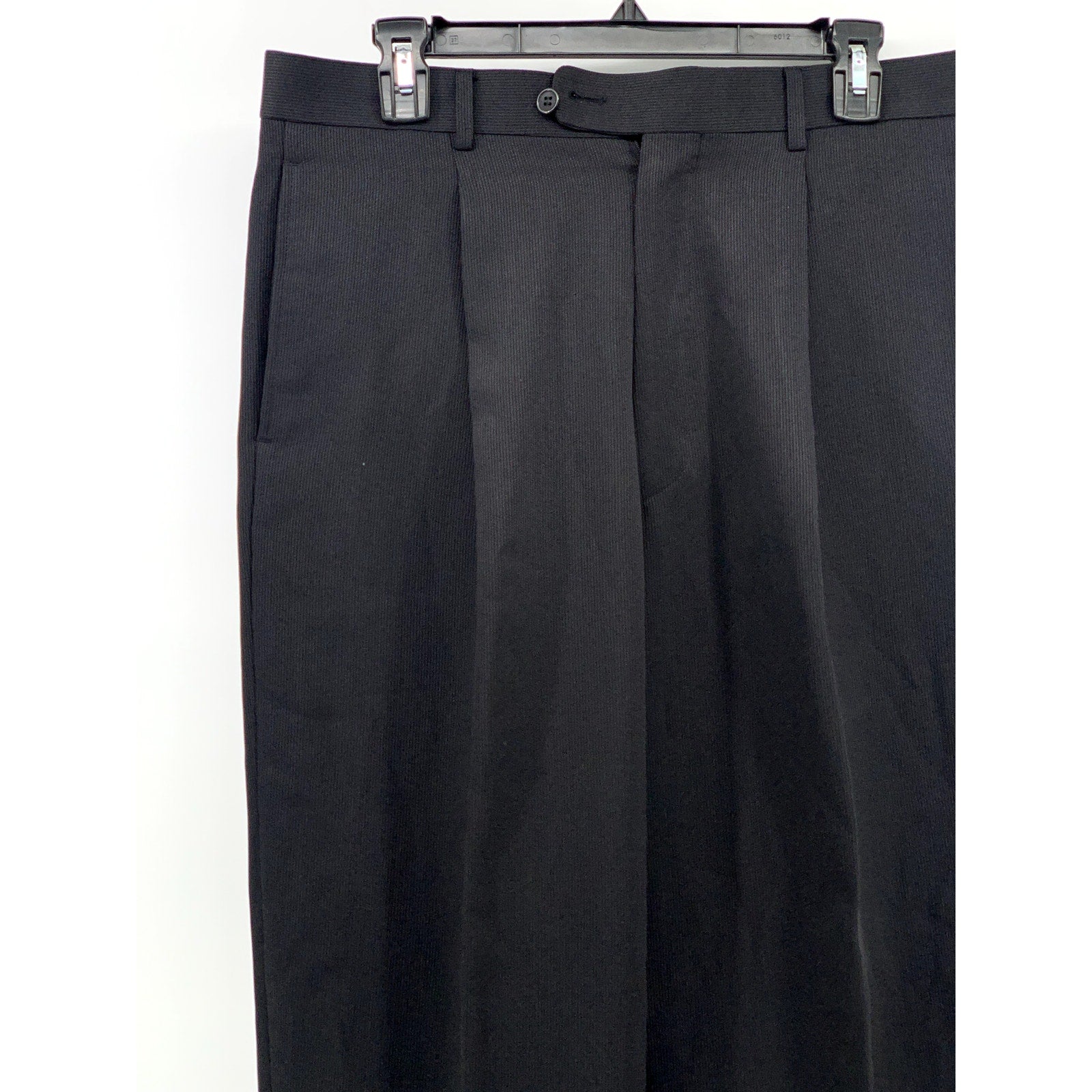 UNBRANDED Men's Black Solid Pleated Straight-Leg Cuffed Dress Pants SZ 33-34R