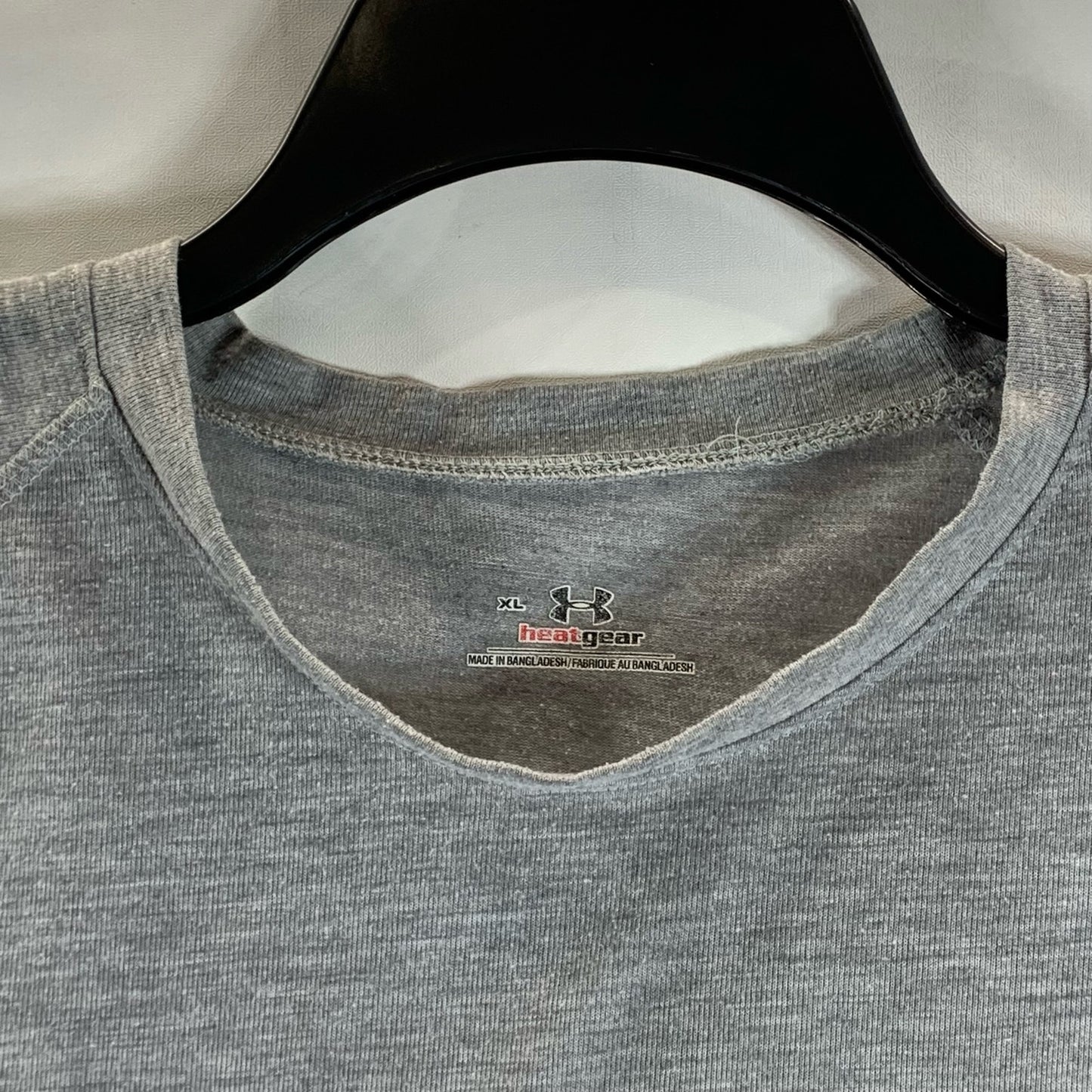 UNDER ARMOUR Men's Gray Crewneck HeatGear Short Sleeve T-Shirt SZ XL