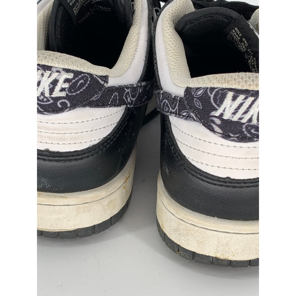 NIKE Women's Black-White Paisley Low Top Dunk Lace-Up Sneakers SZ 8