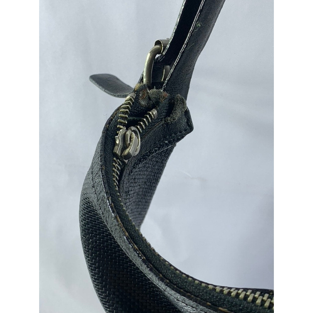 CALVIN KLEIN Women's Black Faux Leather Textured Shoulder Bag