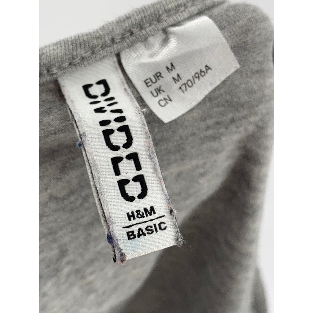 DIVIDED By H&M Women's Gray Straight-Neck Spaghetti Strap Cropped Tank Top SZ M