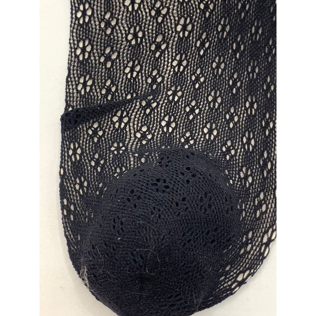 MEMOI Women's Black Ditsy Floral Pinch Scalloped Cuff Ankle Socks SZ OS