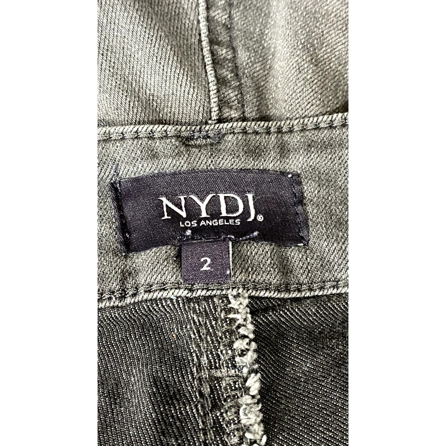 NYDJ Women's Grey Distressed Knee Lift Tuck Technology Girlfriend Jeans SZ 2