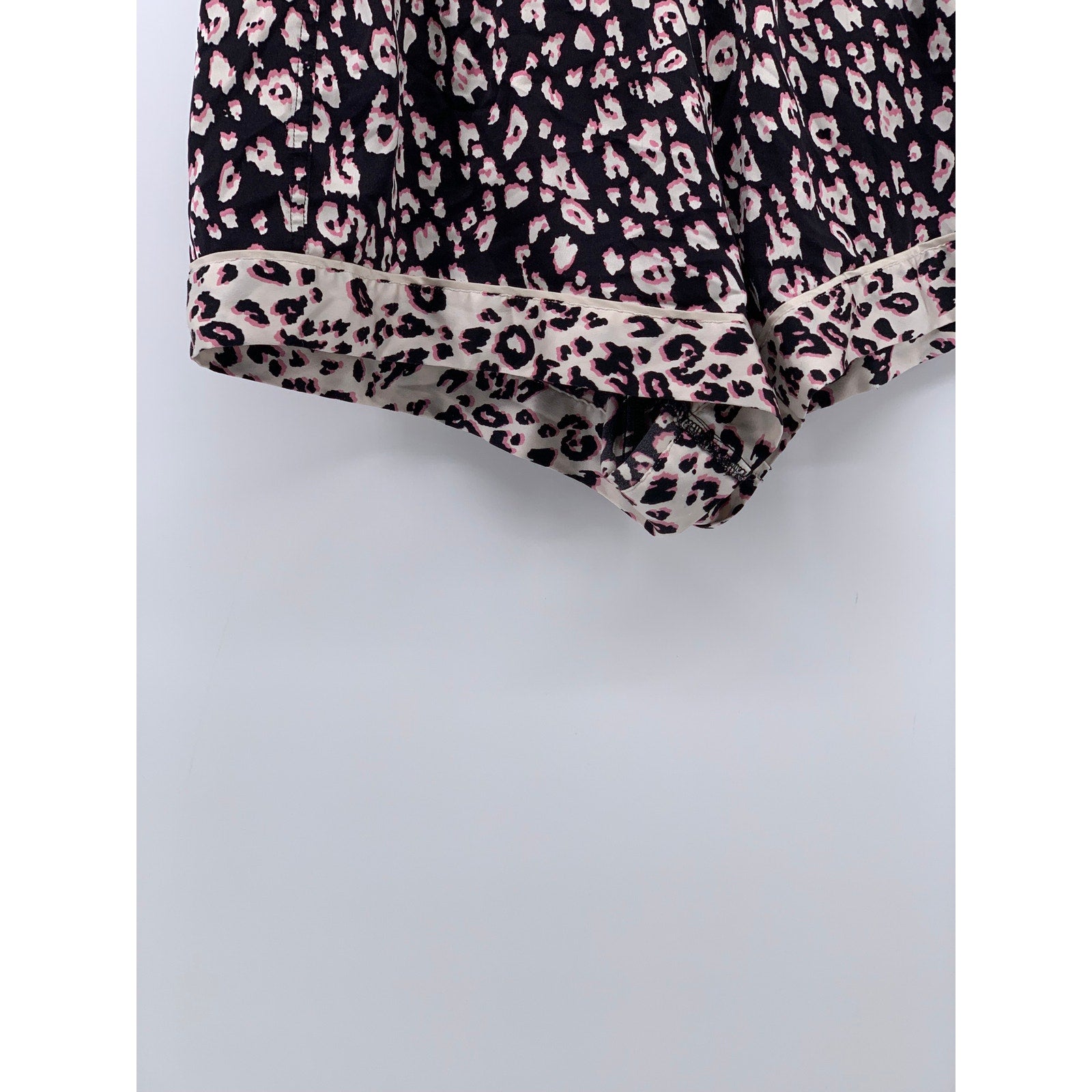 VICTORIA'S SECRET Women's Leopard Print Pull-On Relaxed-Fit Pajama Shorts SZ M