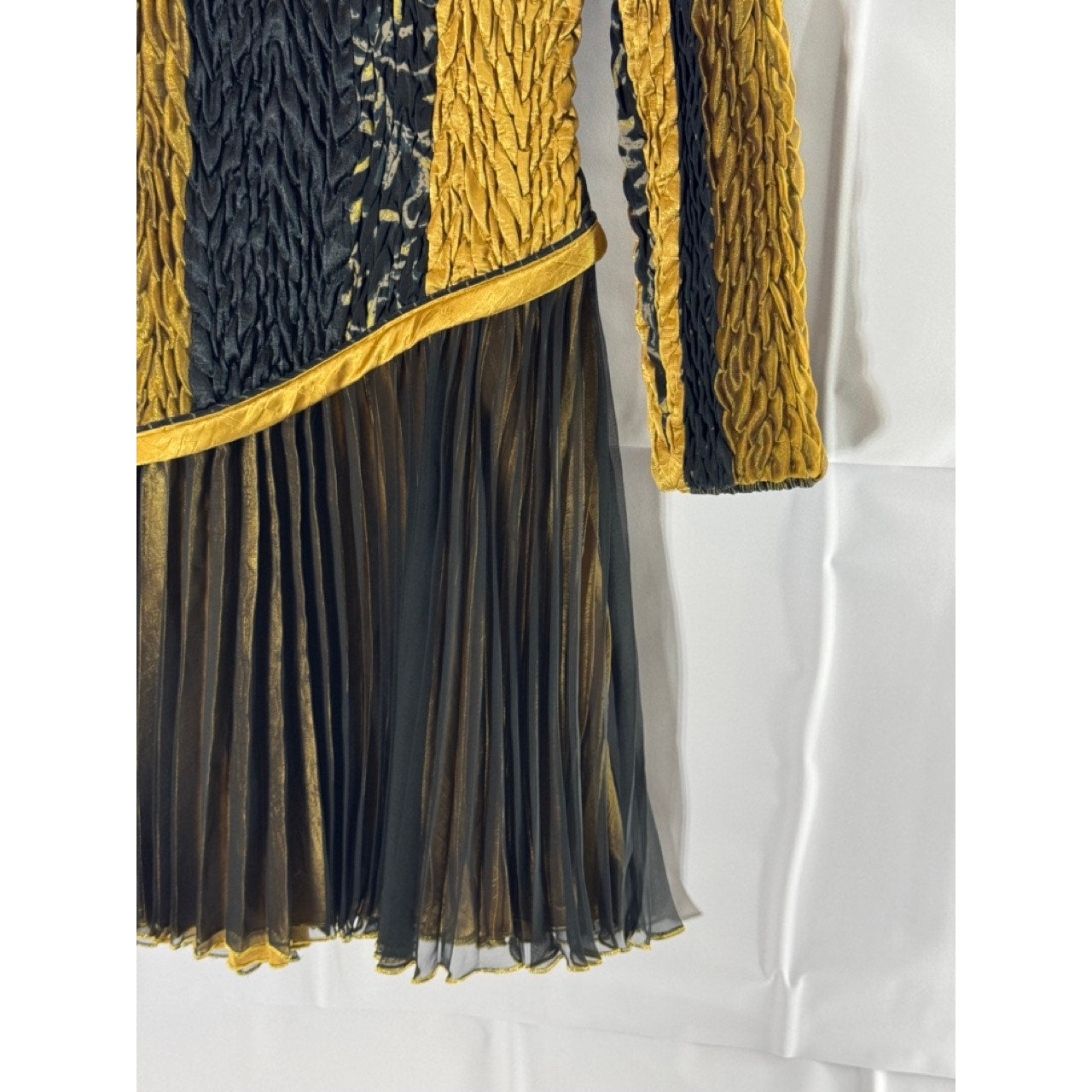 JEANNE MARC Women's Gold/Black Pleated Vintage 80's Cocktail Dress SZ L