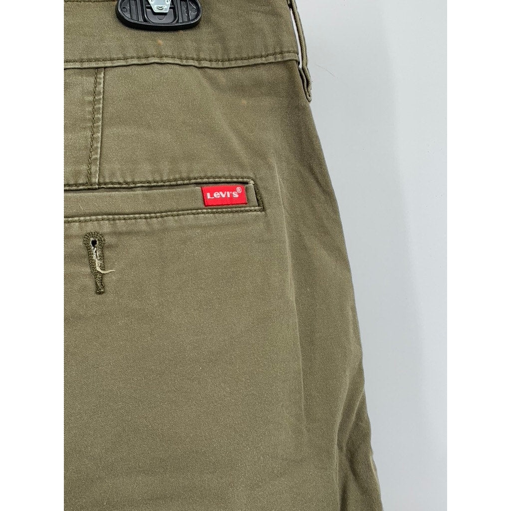 LEVIS Men's Olive Green XX Chino Distressed Relaxed Cotton Shorts SZ 38