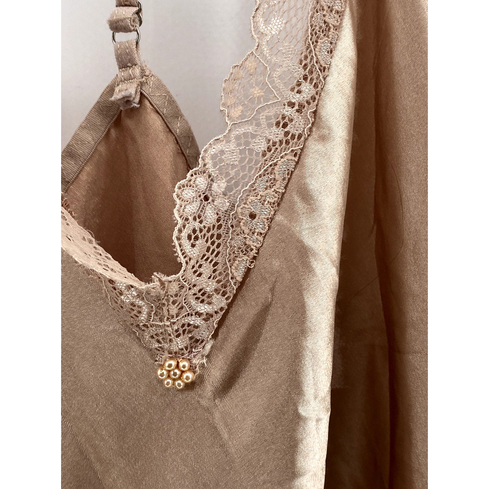 AVID LOVE Women's Beige Lace-Trim V-Neck Adjustable Strap Night Gown SZ L