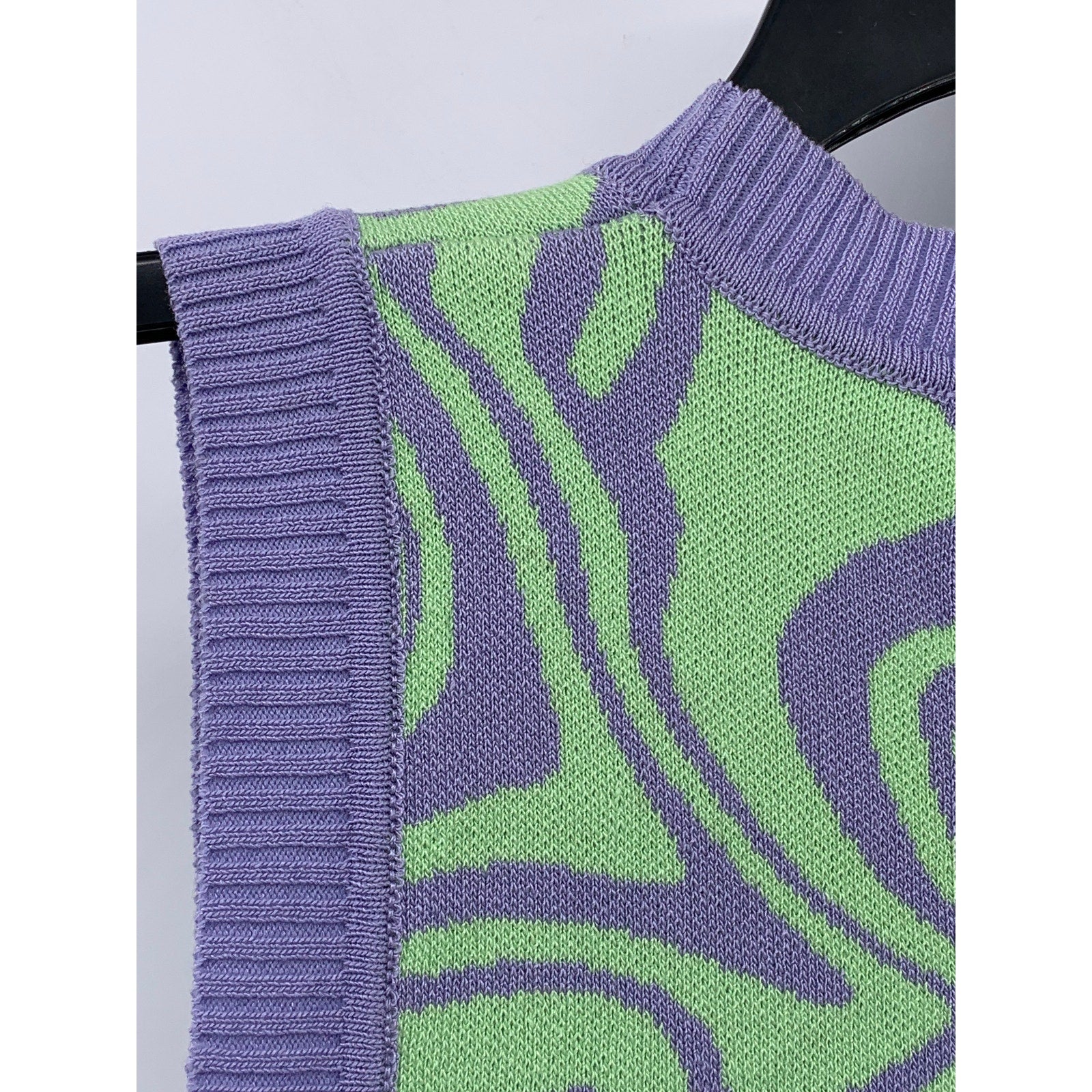 MISS LOVE Women's Purple-Green Swirl Crewneck Sleeveless Retro Sweater Vest SZ M