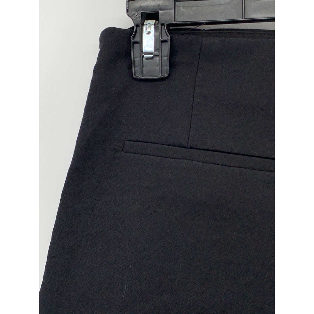 ZARA Women's Black Solid High-Rise Casual Pocketless Shorts SZ XS