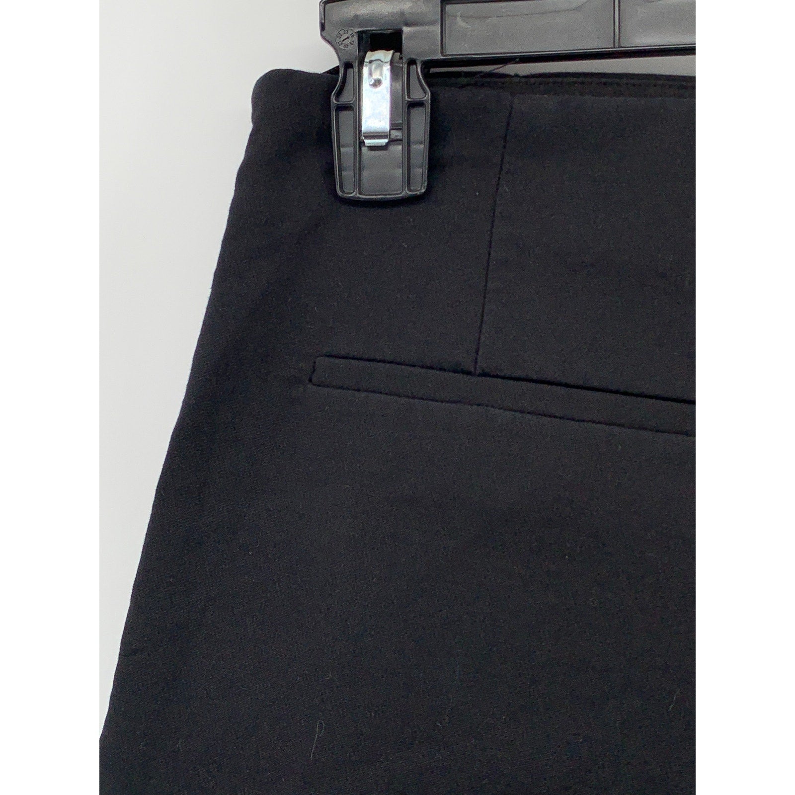 ZARA Women's Black Solid High-Rise Casual Pocketless Shorts SZ XS