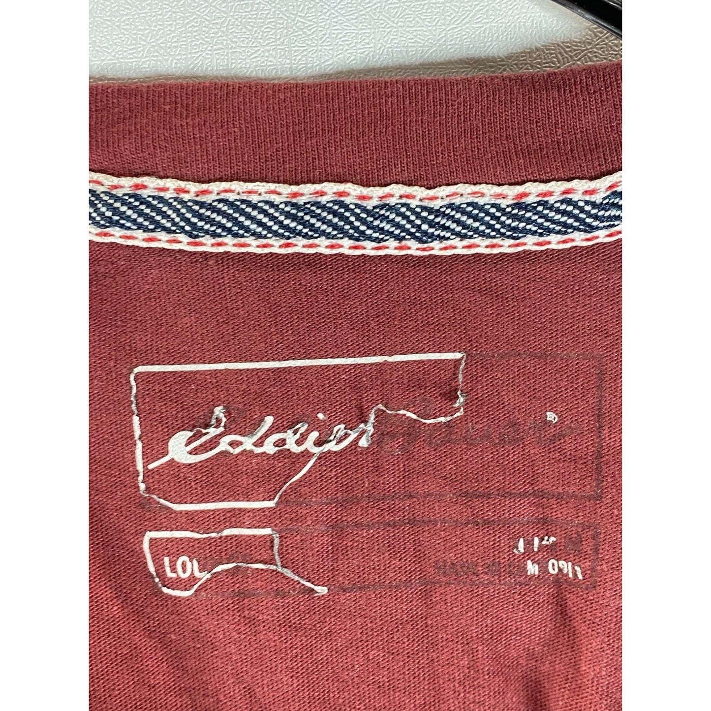 EDDIE BAUER Men's Burgundy Crewneck Regular-Fit Short Sleeve T-Shirt SZ M