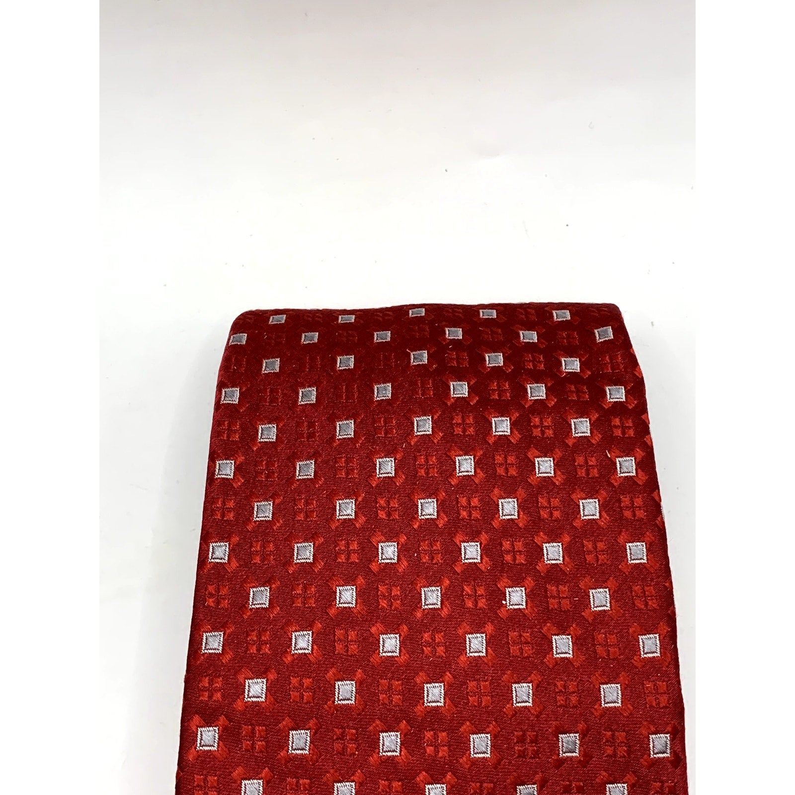 SEAN JOHN Men's Vintage 90's Red Geometric Square Silk Tie OS