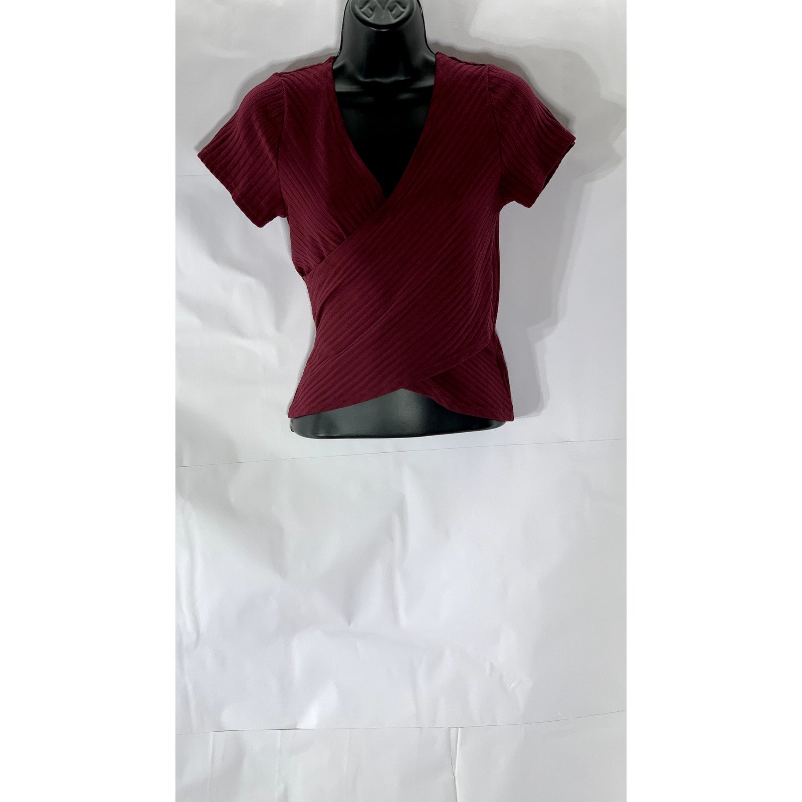 VANILLA STAR Women's Burgundy Ribbed Short Sleeve Wrap Top SZ M
