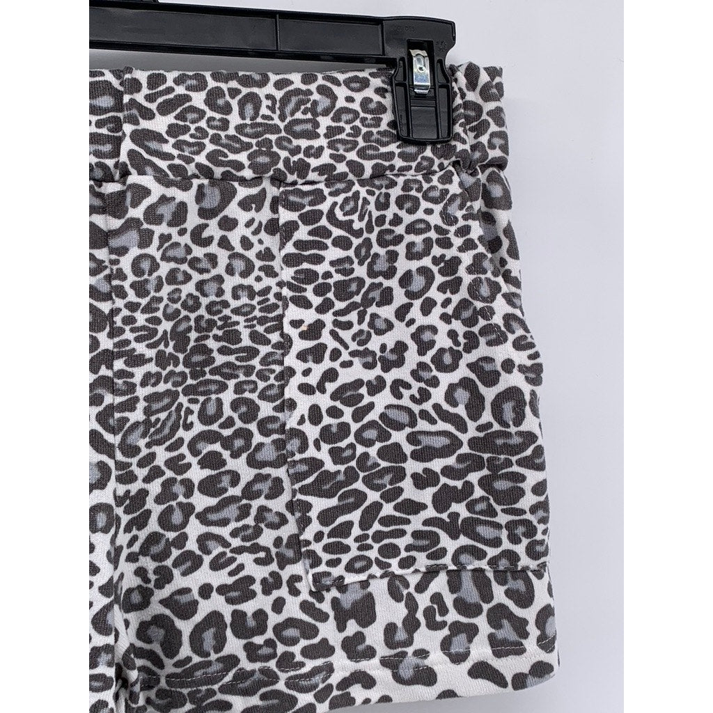 UNBRANDED Women's Gray-White Cheetah Print Pull-On Casual Shorts SZ S