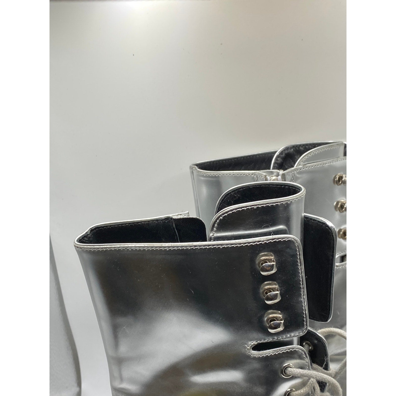 CALVIN KLEIN Women's Silver Metallic Windora Mid Lace-Up Grunge Boots SZ 5