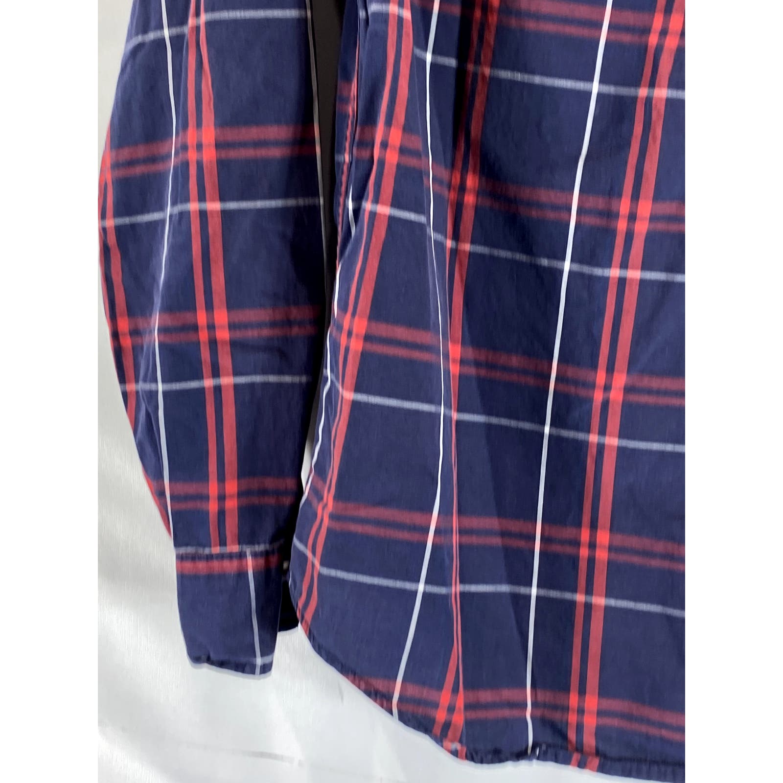 AMERICAN EAGLE OUTFITTERS Men's Navy/Red Plaid Prep-Fit Button-Up Shirt SZ S