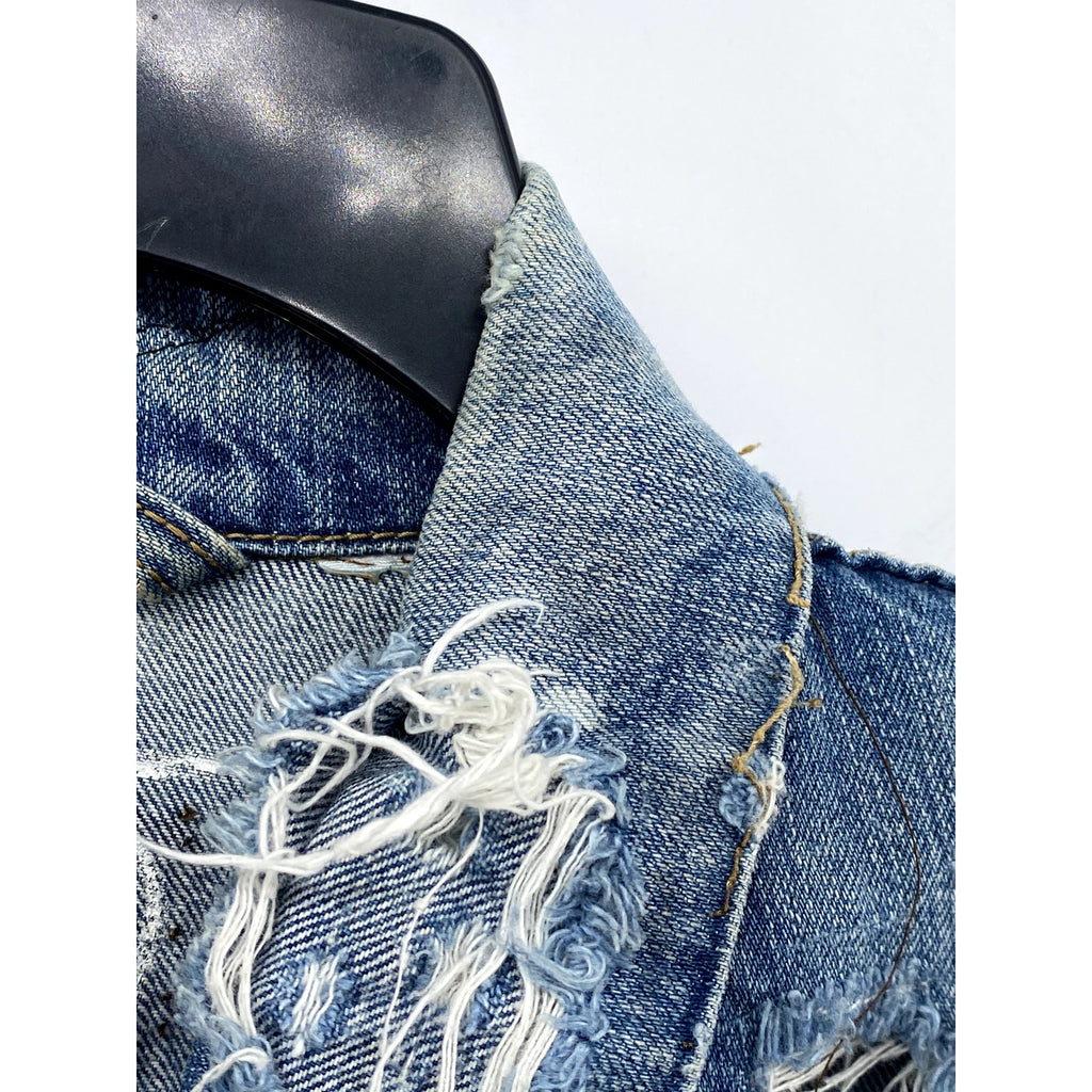 LEVI'S Men's Medium Wash Distressed Patchwork Streetwear Button-Up Jacket SZ M/L