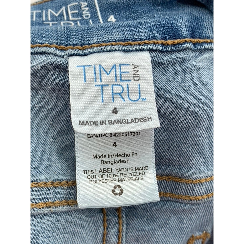 TIME & TRU Women's Light Wash Denim Distressed Bermuda Shorts SZ 4
