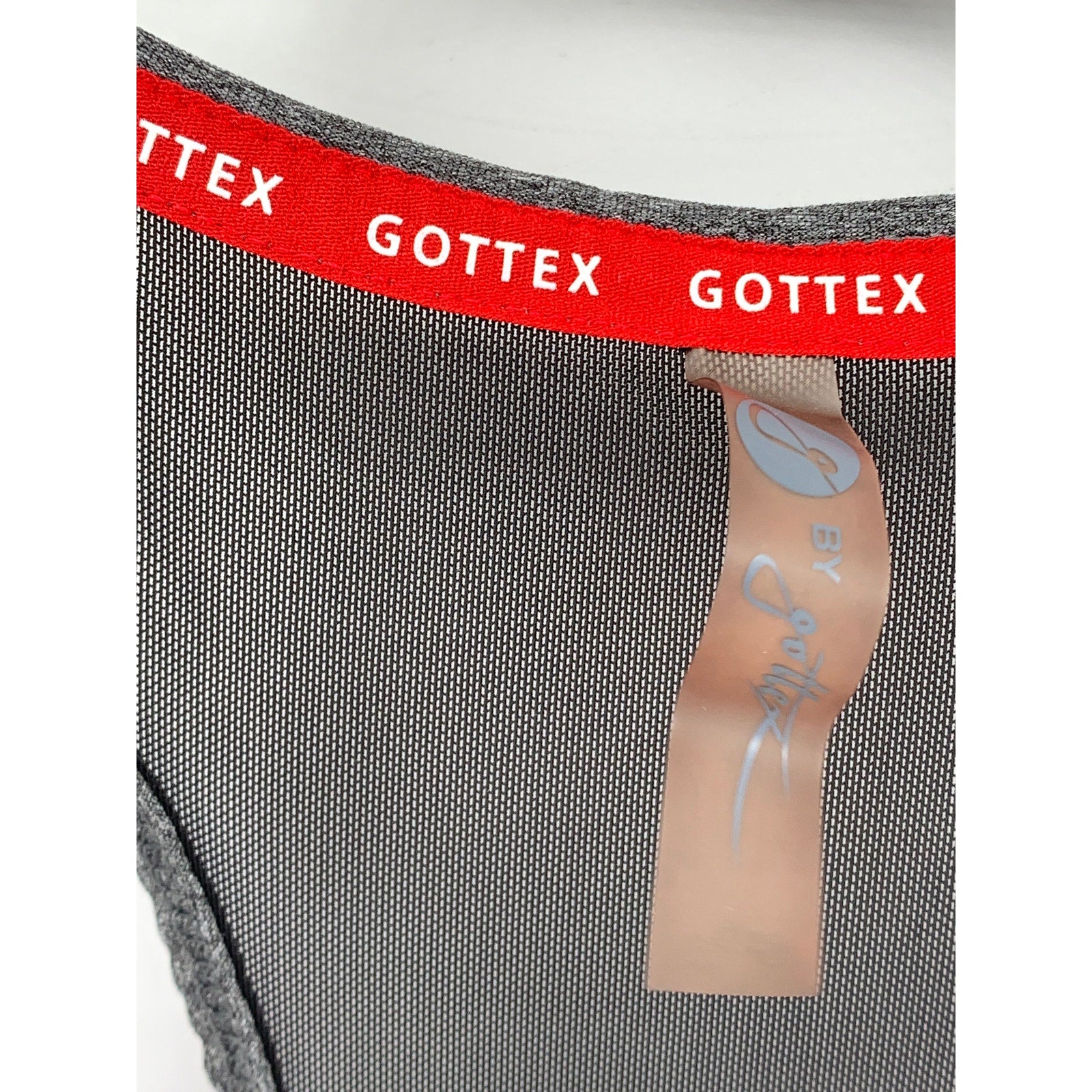 G By GOTTEX Women’s Charcoal Gray-Black Scoop-Neck Mesh Active Tank Top SZ M