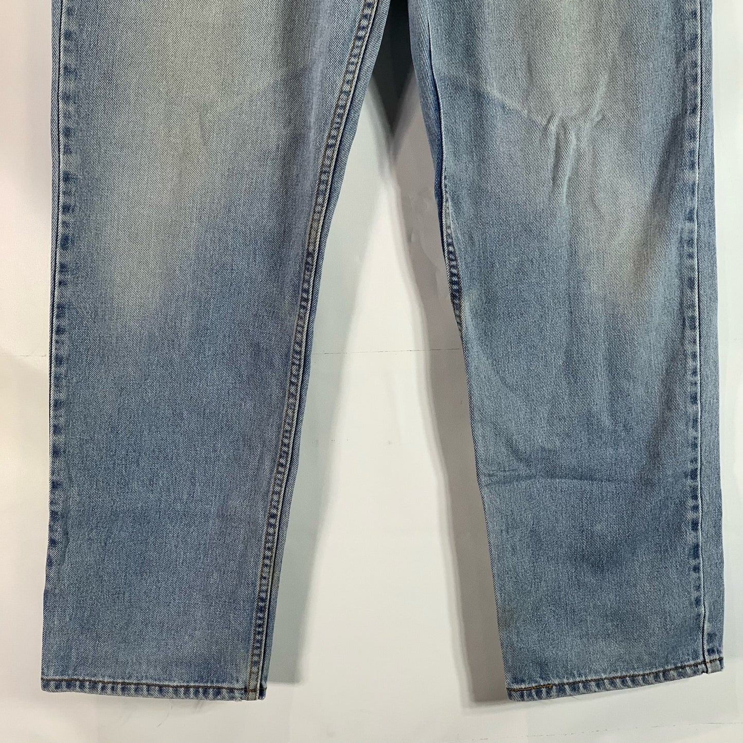 LEVI’S Men’s Light Blue 550 Relaxed-Fit Five-Pocket Denim Jeans SZ 36X32