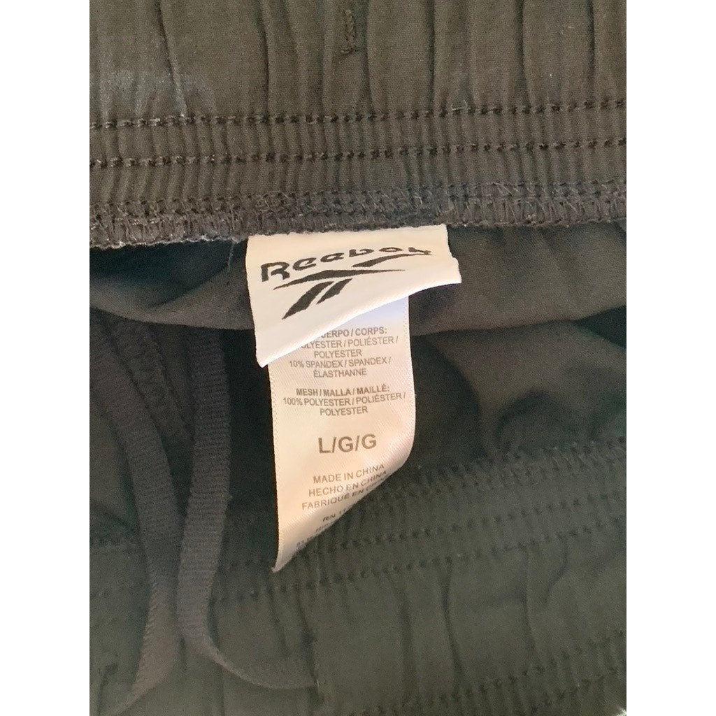 REEBOK Women's Black Solid Side-Zipper Pocket Pull-On Active Shorts SZ L