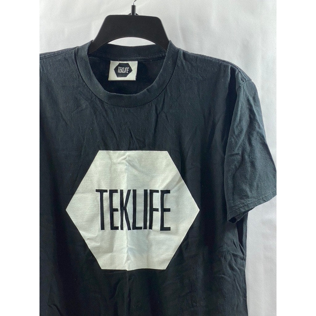 TEKLIFE Men's Black-White Crewneck Hexagon Graphic Short Sleeve T-Shirt SZ M