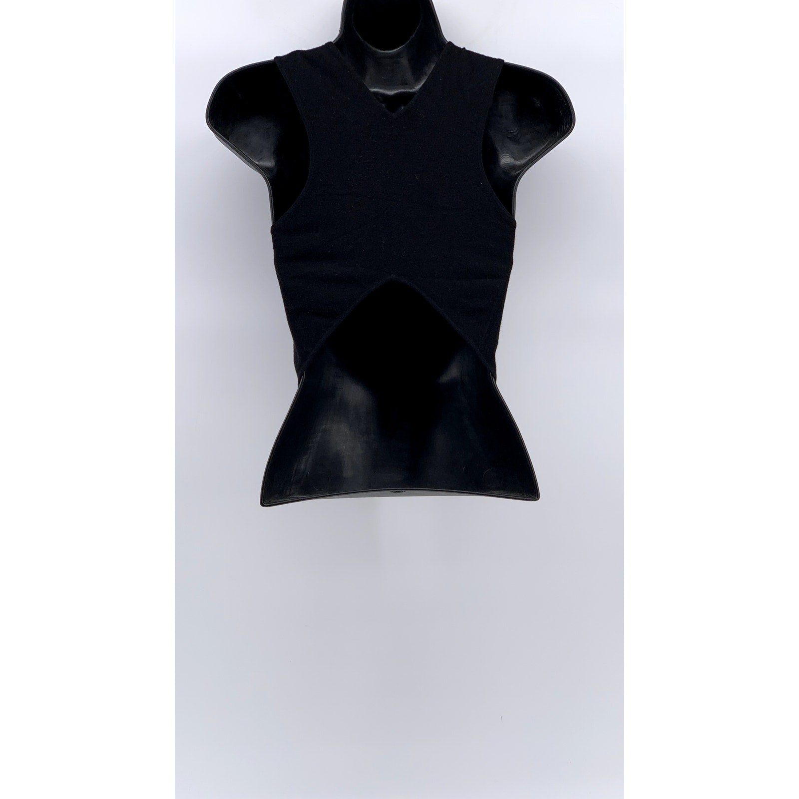 THEYSKENS' THEORY Women's Black Knit Slit Crop Top SZ P