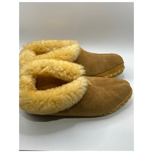 L.L. BEAN Women's Tan Wicked Good Moccasin Suede Shearling Slippers SZ 8