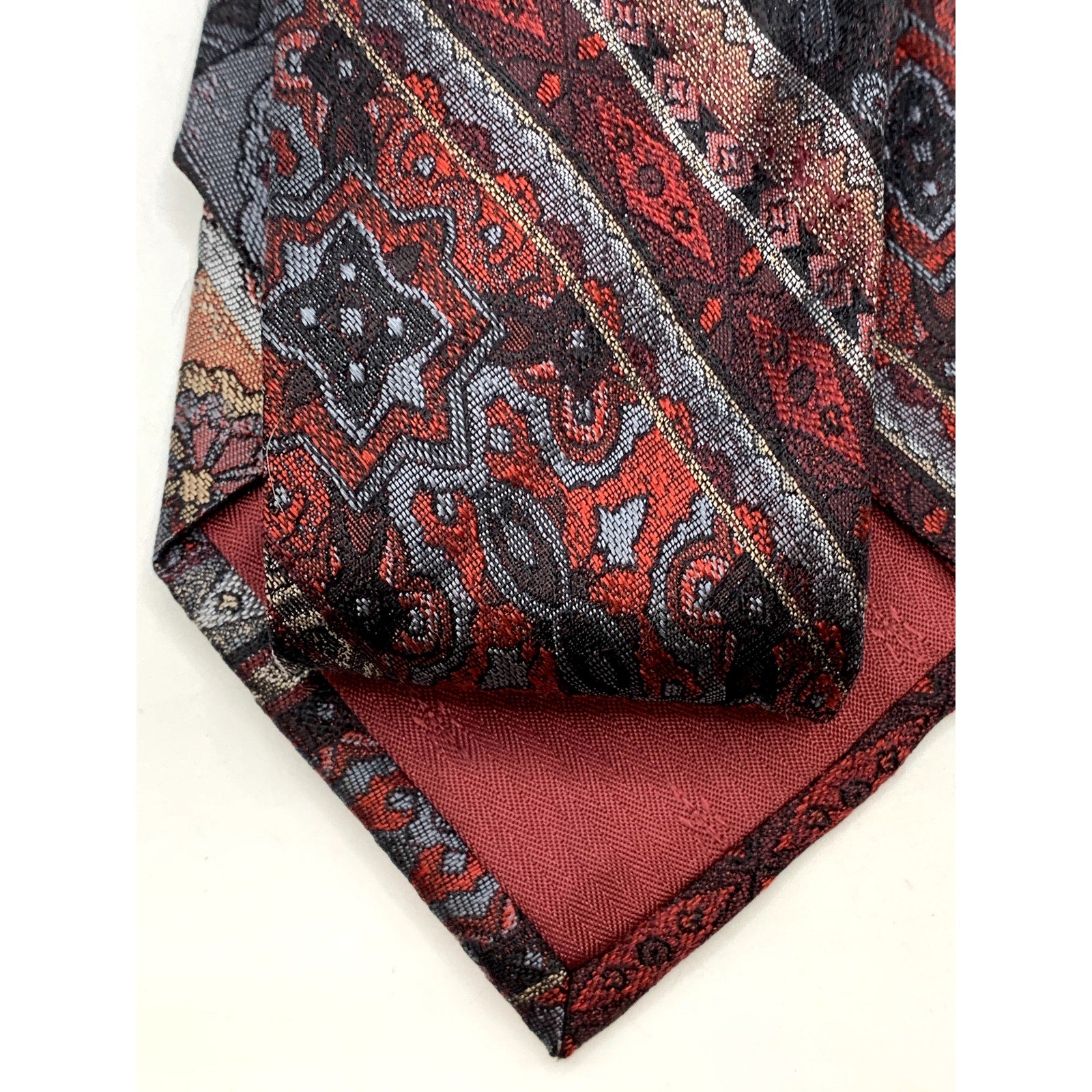 COUTURE By BELLA NOVA Men's Burgundy Embroidered Print Tie