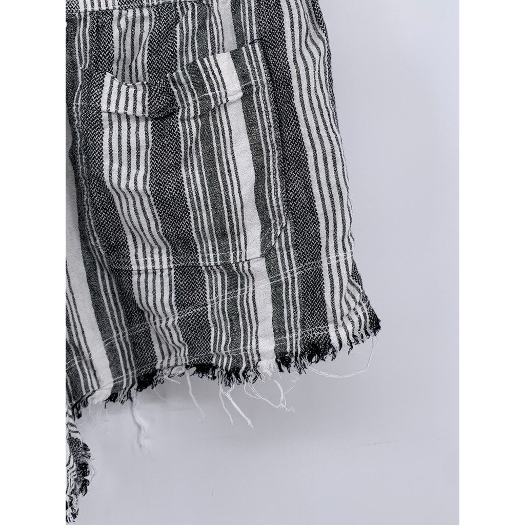 MADDEN GIRL Women's Black Striped Frayed-Hem Linen Blend Shorts SZ L