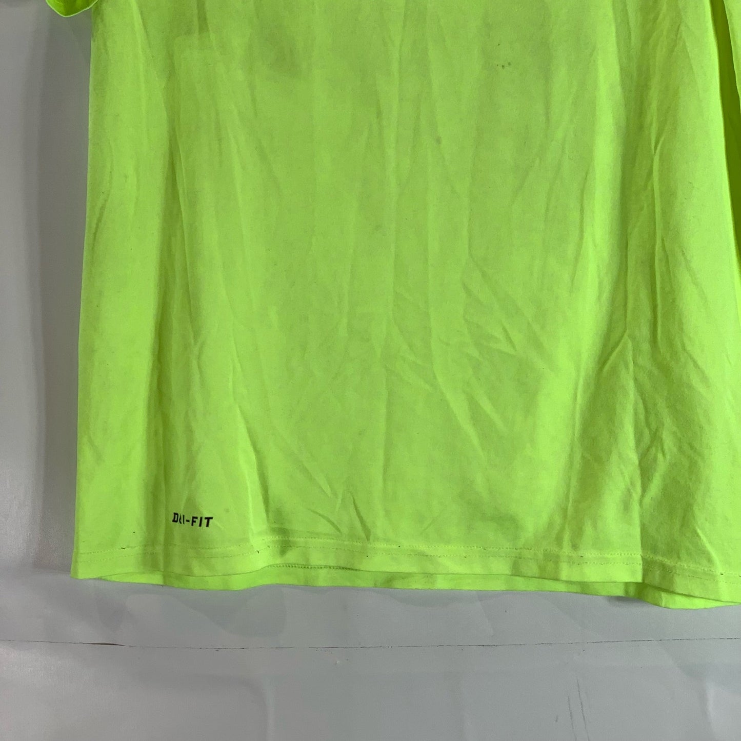 NIKE Men's Neon Green Dri-Fit Crewneck Short Sleeve Active T-Shirt SZ M