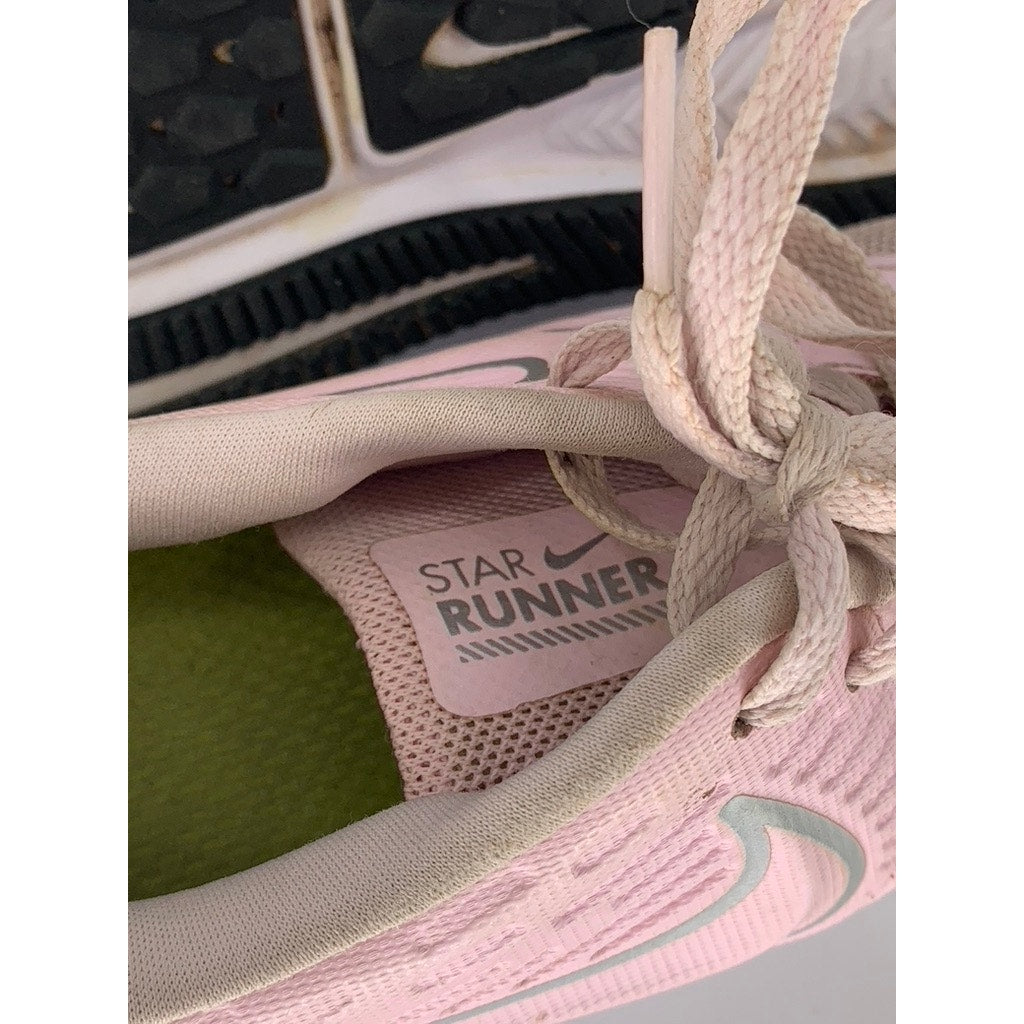 NIKE Girls' Light Pink Star Runner Mesh Active Sneakers SZ 6.5Y