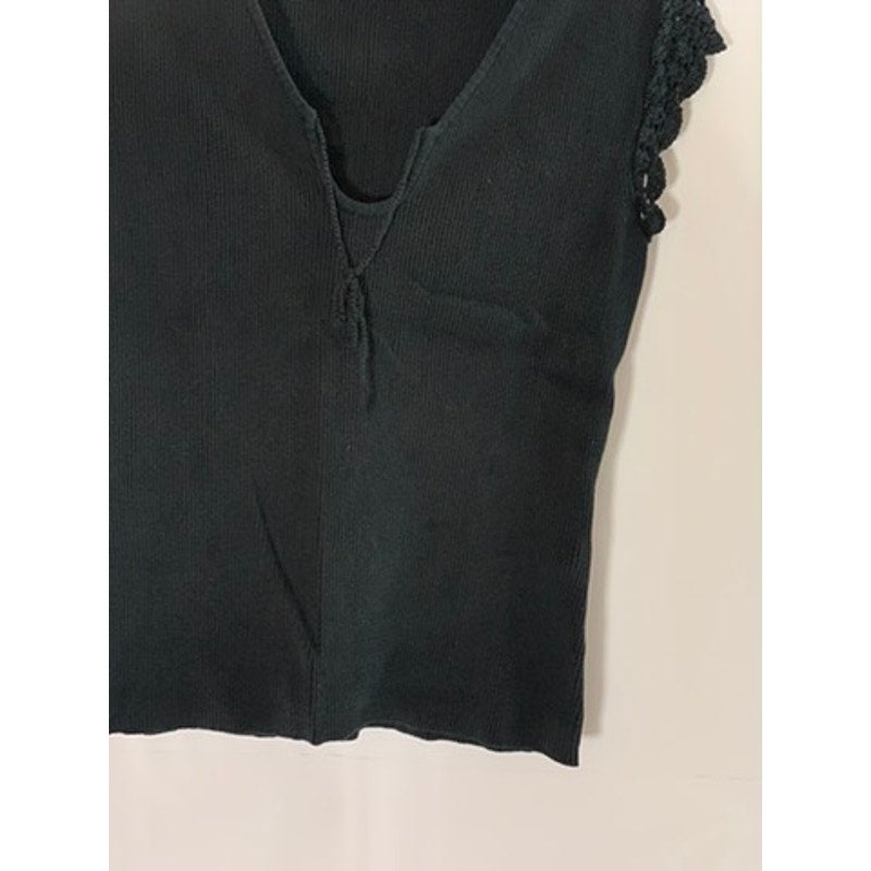 AUGUST SILK Women's Black Ribbed V-Neck Crochet Trim Cap Sleeve Top SZ S