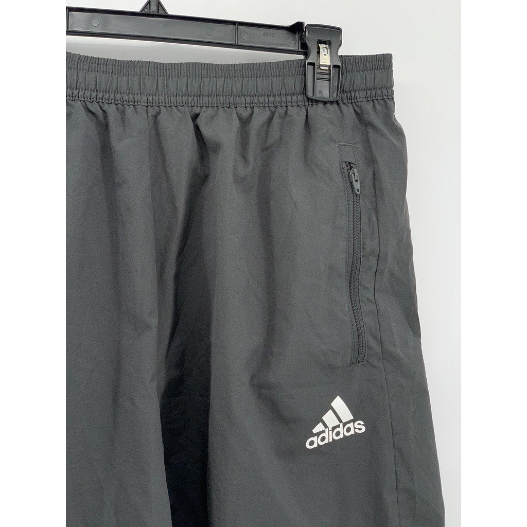 ADIDAS Men's Charcoal Gray PrimeGreen Aero Ready Pull-On Active Shorts SZ L