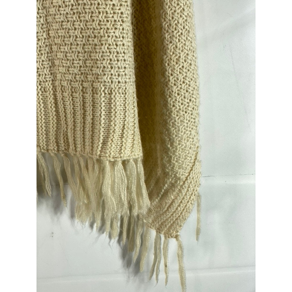 UNBRANDED Women's Tan Crochet Snap-Button Tassel Fringe Poncho/Shawl SZ OS