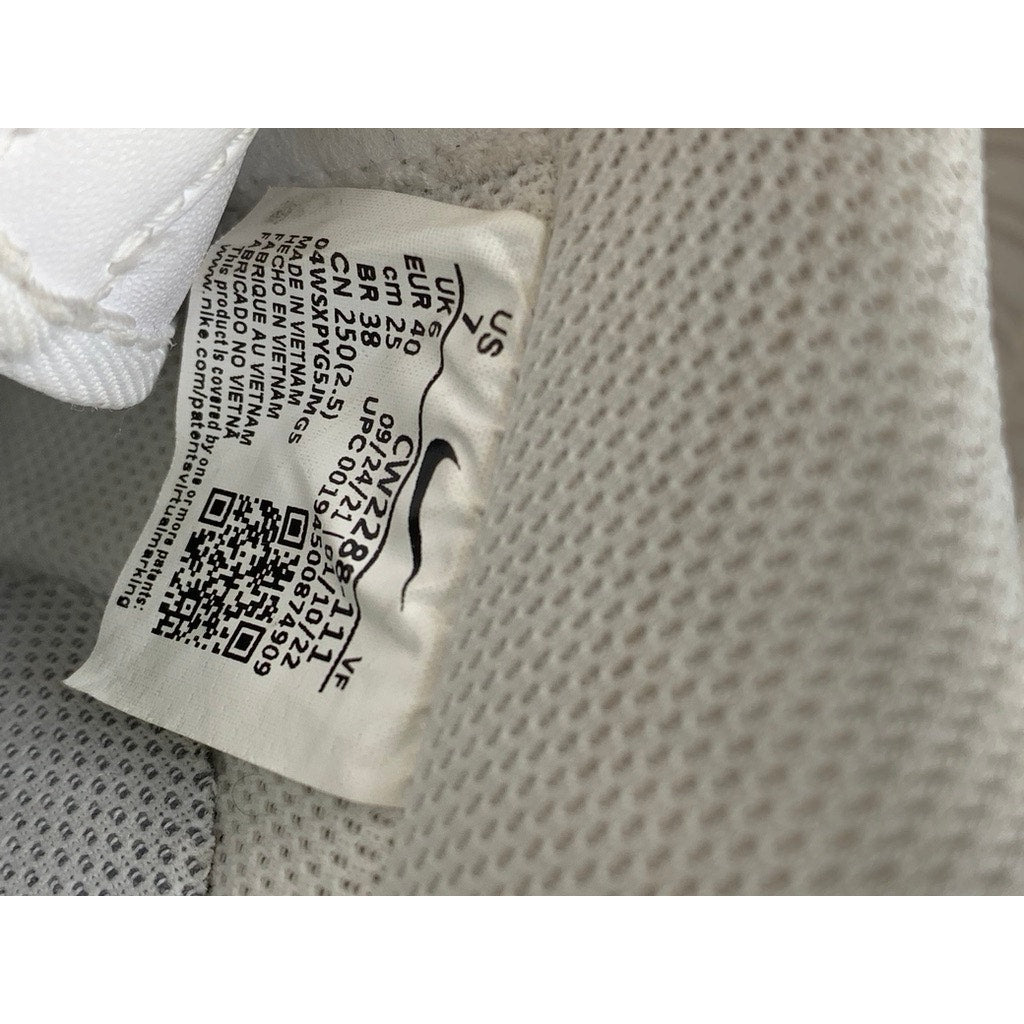 NIKE Men's White Air Force 1's Low Top Sneakers SZ 7