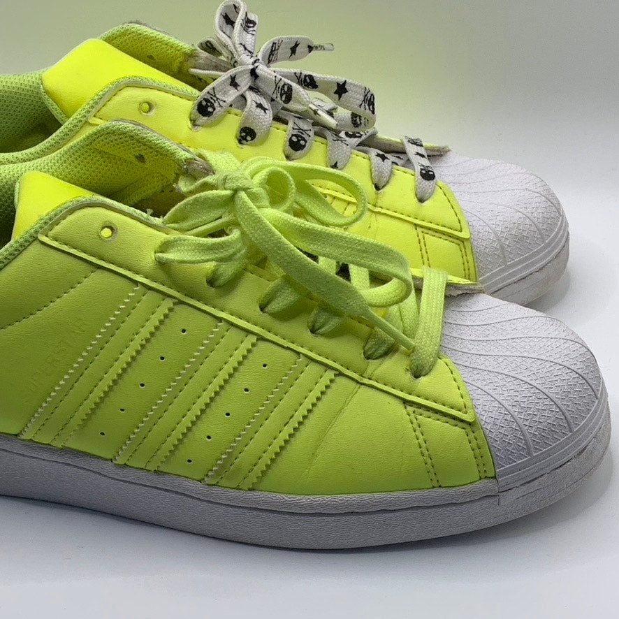 ADIDAS Men’s Neon Solar Yellow/White Superstar Lace-Up Sneakers SZ 10.5