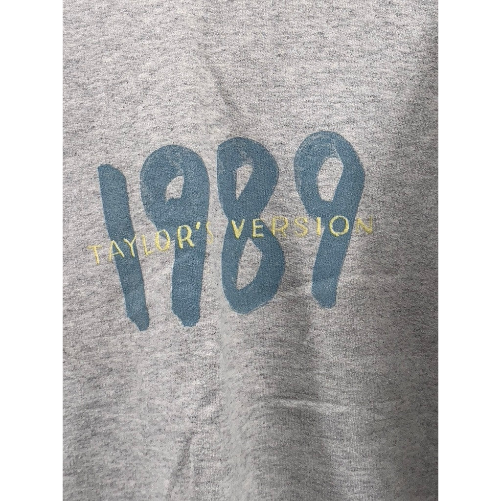 TAYLOR SWIFT Women's Gray Taylor's Version Graphic Sweatshirt SZ S